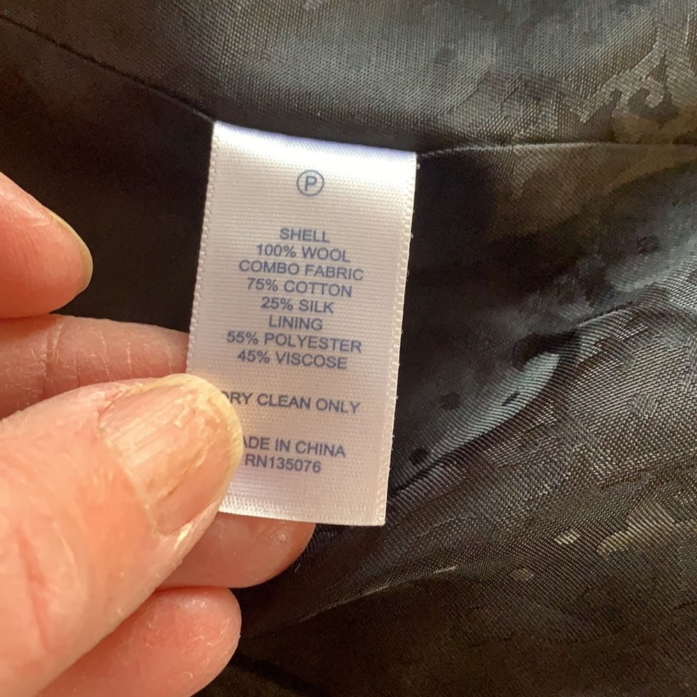 C Wonder Size 2 Tuxedo Excellent Condition - image 5